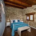 Villa Stone Walls With Jacuzzi